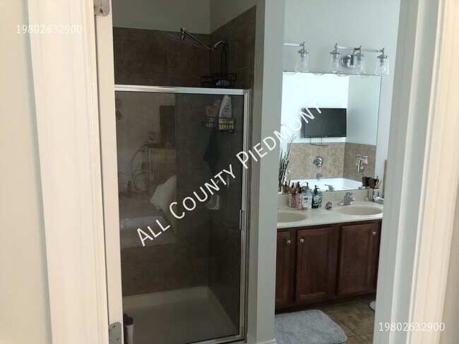 Building Photo - 5119 Alysheba Dr