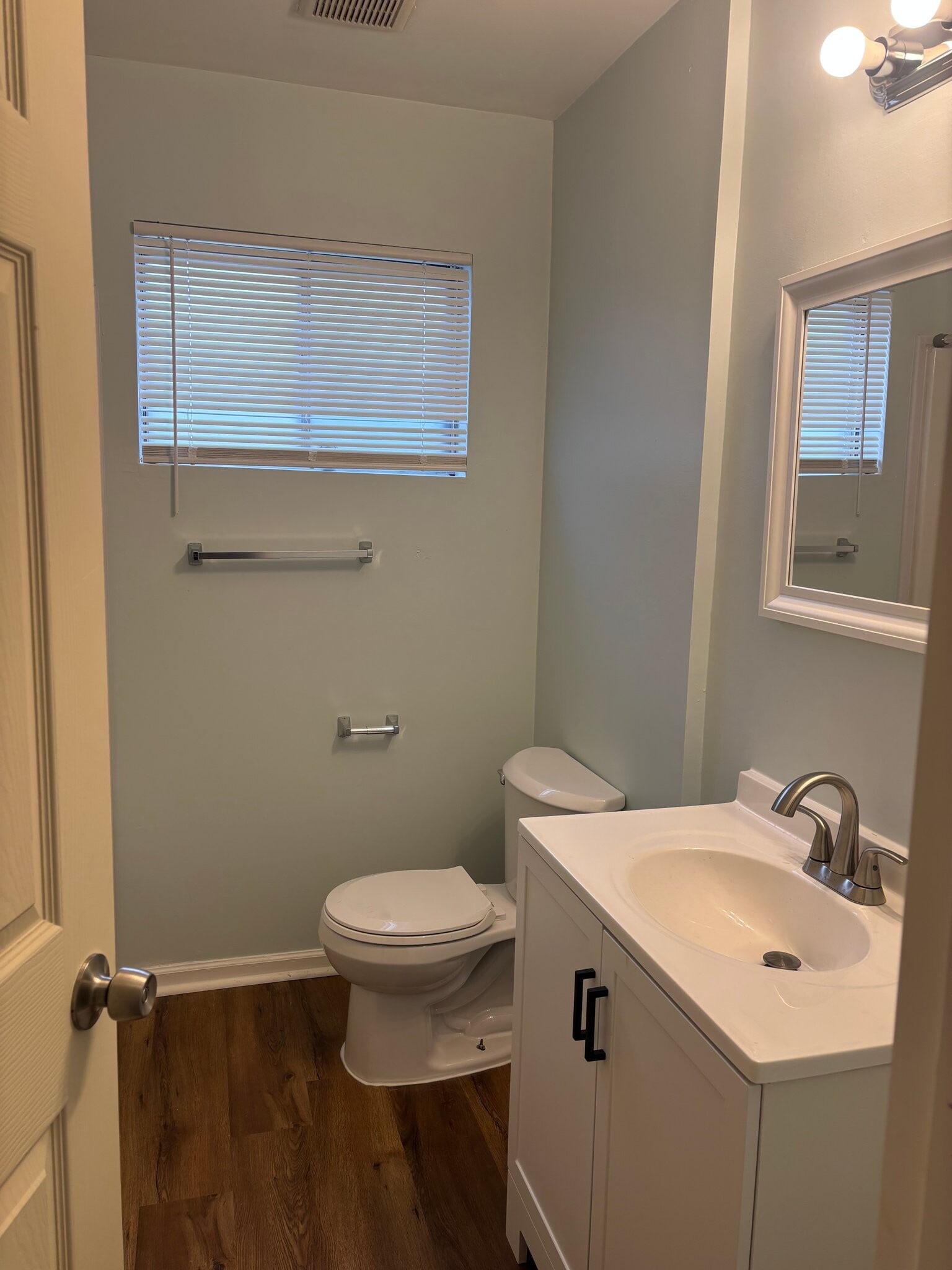 Building Photo - 1106 MacDonald Ave