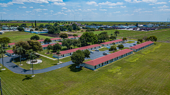 Building Photo - Glades Diamond 62+ Senior Living