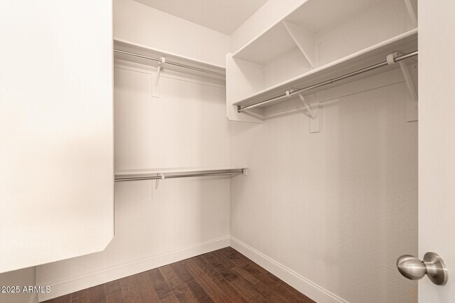 Building Photo - 1444 E Baker Dr