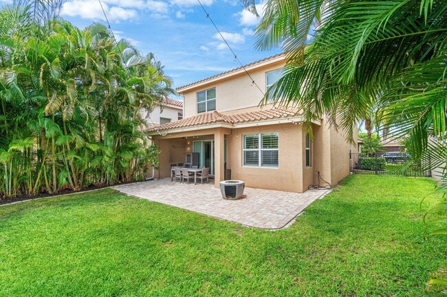 Building Photo - 8300 Calabria Lakes Drive