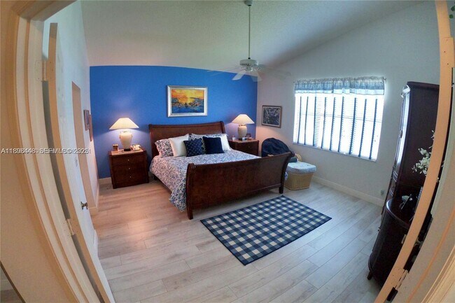 Building Photo - 5800 Coach House Cir