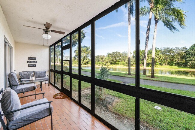 Building Photo - 7321 Amberly Ln