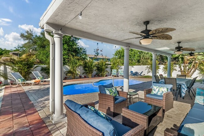 Building Photo - 2543 Sunny Breeze Ave