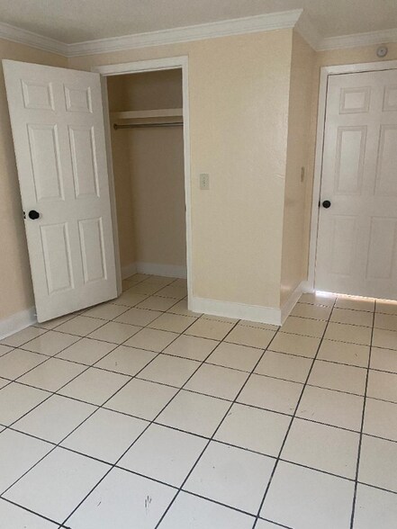 Building Photo - 5318 Evangeline St