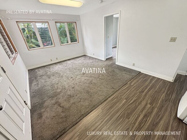 Building Photo - 3573 Alohea Ave