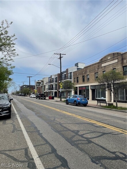 Building Photo - 2628 E 124th St