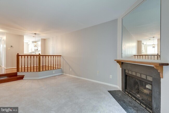 Building Photo - 2133 Whisper Way