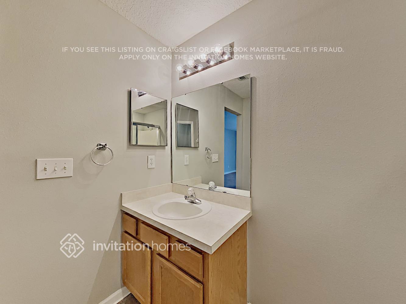 Building Photo - 279 Marisco Way