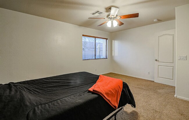 Building Photo - 17592 W Copper Ridge Dr