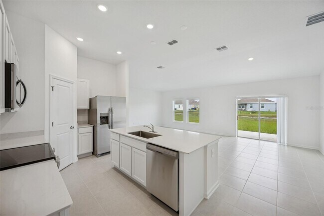 Building Photo - 4718 Golden Knight Blvd