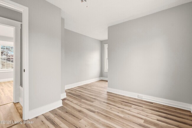 Building Photo - 7173 Beechland Ave