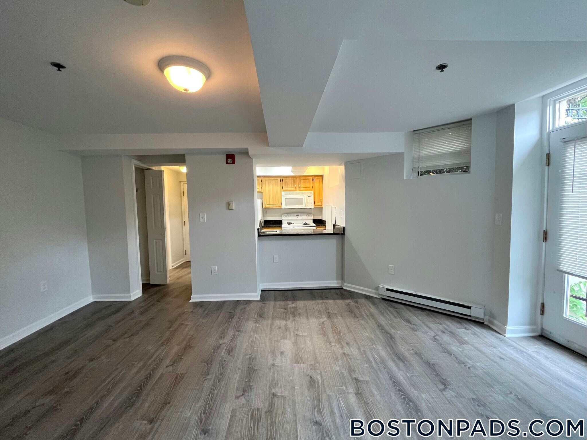 Building Photo - 112 Jersey St