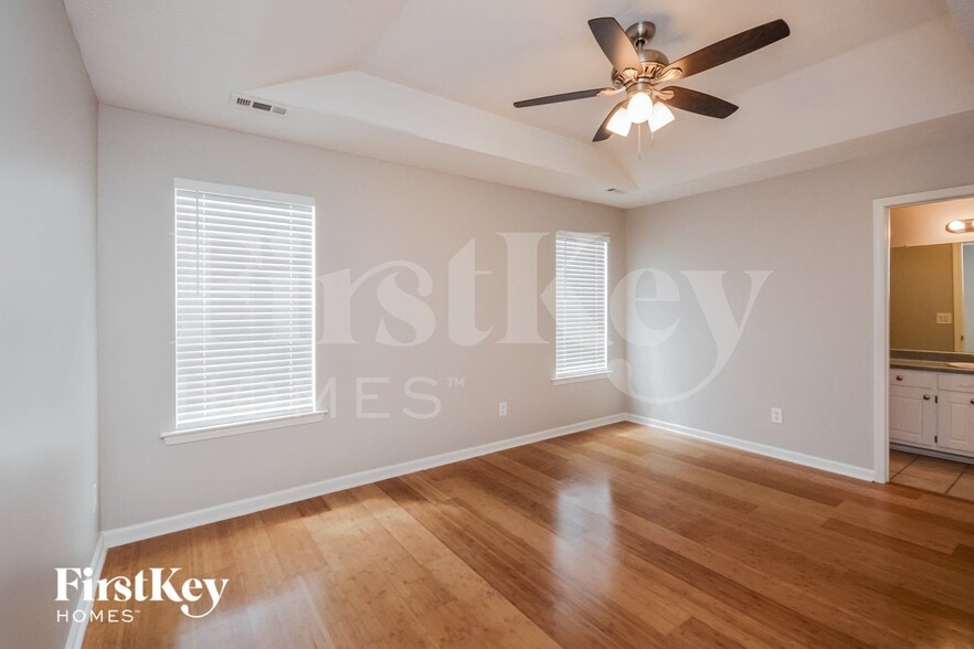 Building Photo - 170 Falcon Ridge Dr