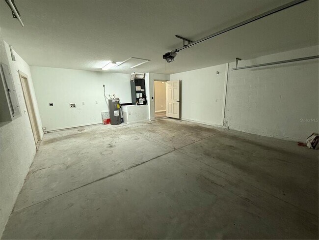 Building Photo - 5663 NW 57th St