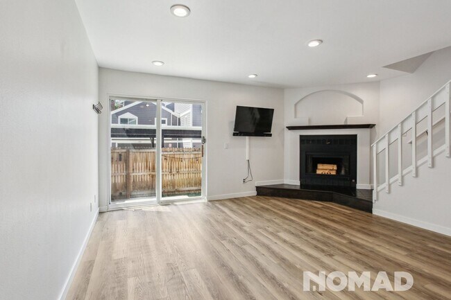 Building Photo - Charming 2BR Townhome in Arvada