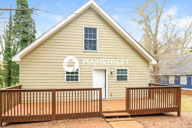 Building Photo - 5 Bedroom Pet-Friendly Home in Atlanta, GA...