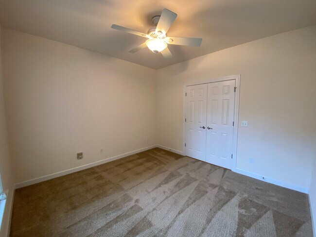 Building Photo - 4700 Ludwell Branch Ct