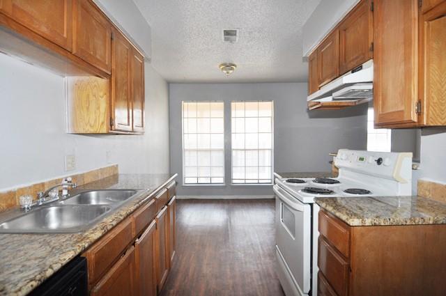 Building Photo - 4904 Brianhill Dr