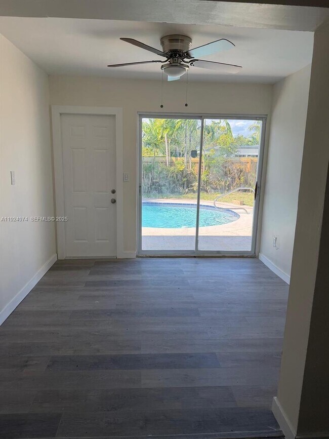 Building Photo - 19810 Holiday Rd