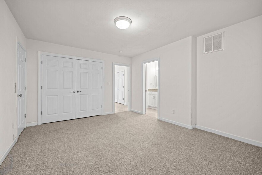 1st Floor Bedroom - 208 56th St