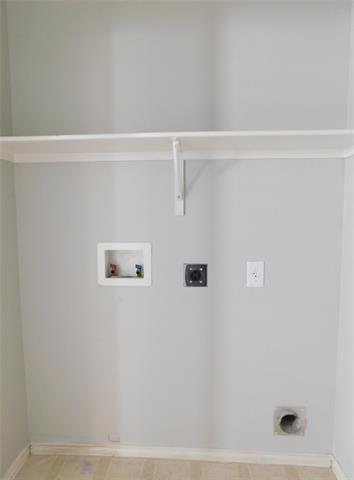 Building Photo - 5721 Thoroughbred Trail