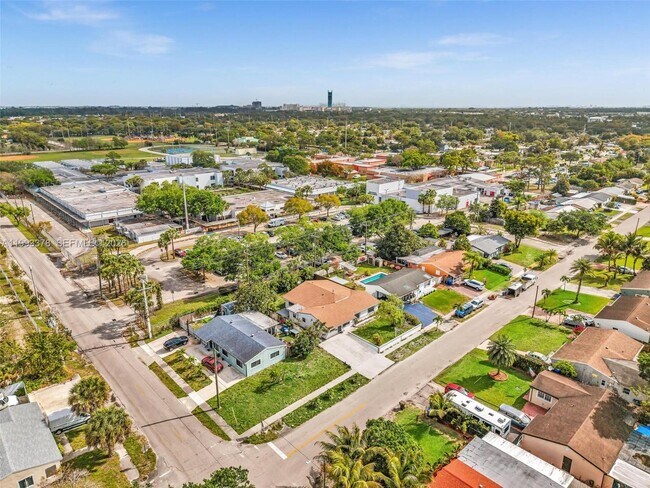 Building Photo - 7041 Raleigh St