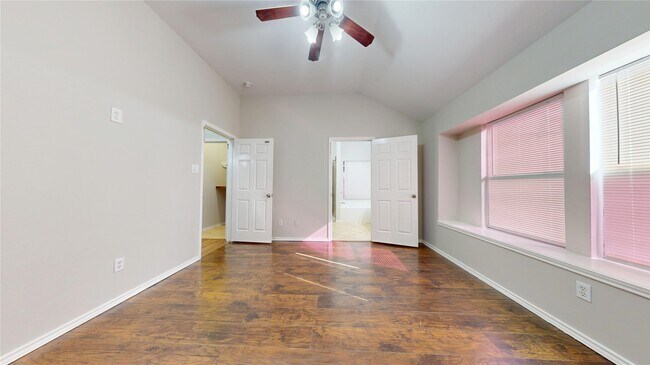 Building Photo - 16611 Cheshire Grove Ln