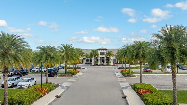 Building Photo - 12597 Vincenza Way