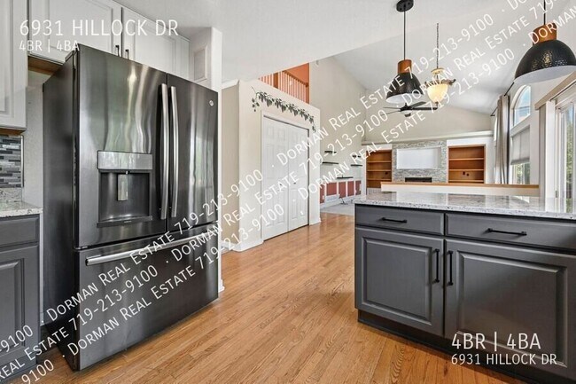 Building Photo - 6931 Hillock Dr