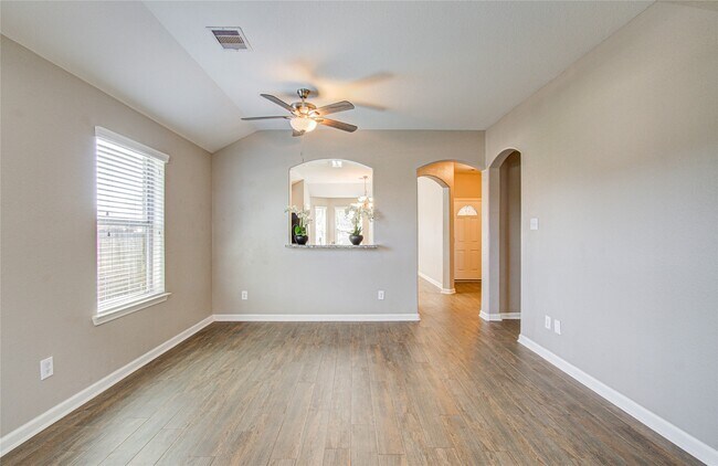 Building Photo - 114 Paleos Flint Dr