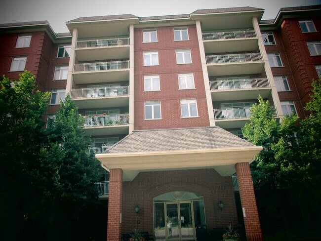 Primary Photo - 8400 Callie Ave