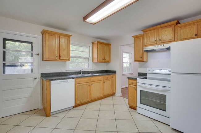 Building Photo - 106 Woodhaven Rd