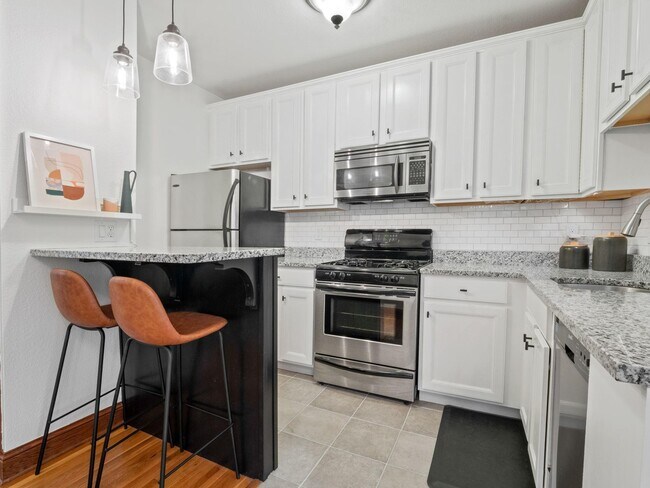 Primary Photo - 4227 Nicollet Ave