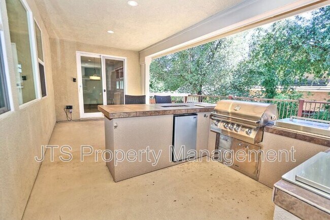 Building Photo - 4988 Amina Fair Way