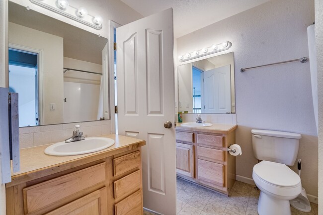 Building Photo - Elegant 3-Bedroom, 3-Bath Home in Prestigi...