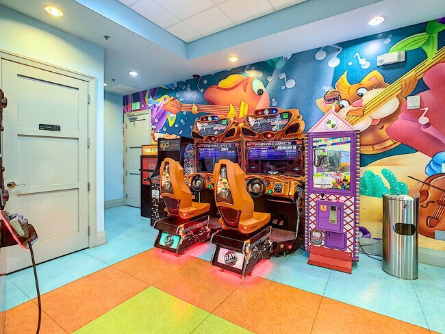 Building Photo - 705 Ocean Course Ave