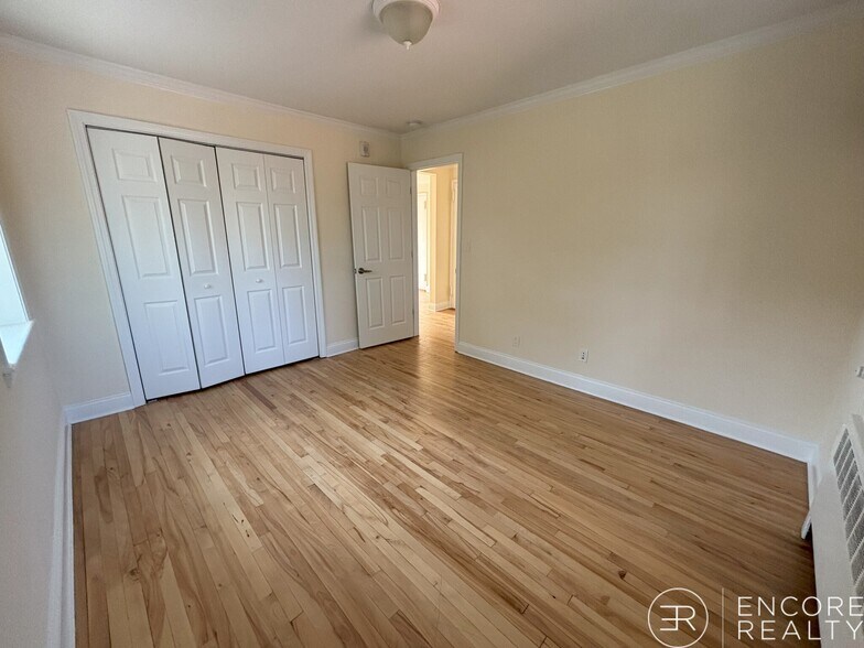 Building Photo - 72 Saint Paul St