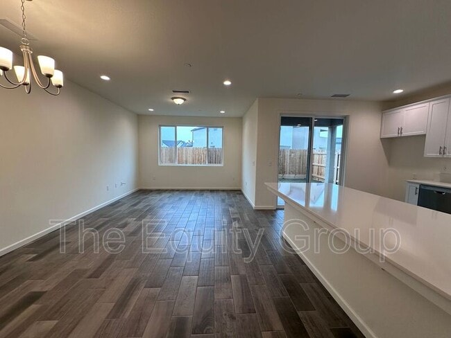 Building Photo - 30536 Delancy Rd