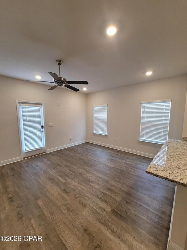 Building Photo - 1637 Caleigh Ct