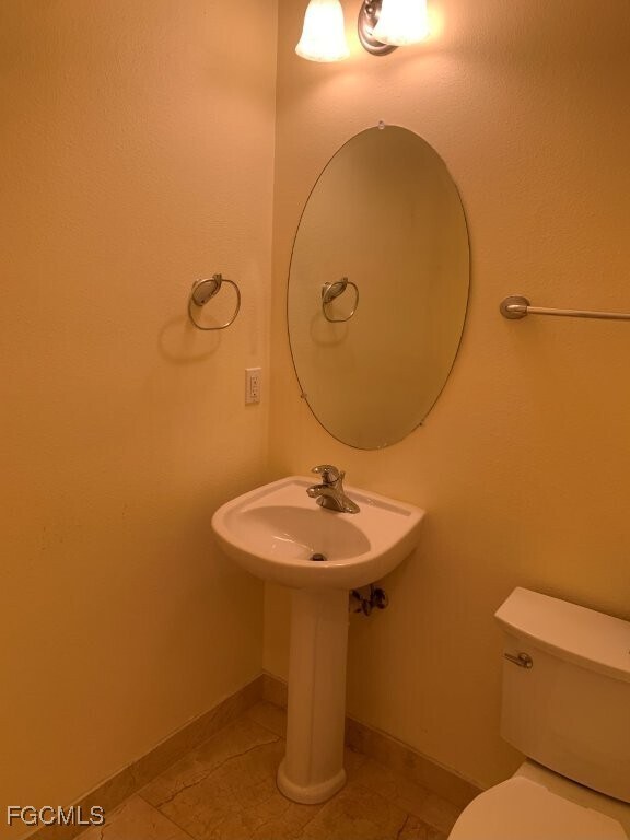 Building Photo - 2825 Palm Beach Blvd