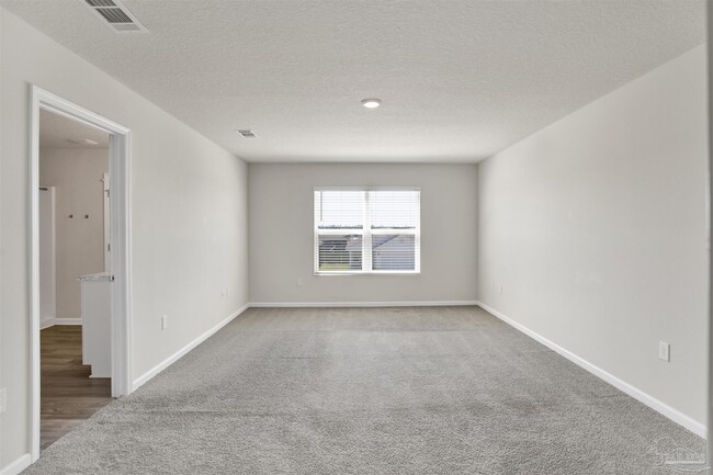 Building Photo - 5249 Peach Dr