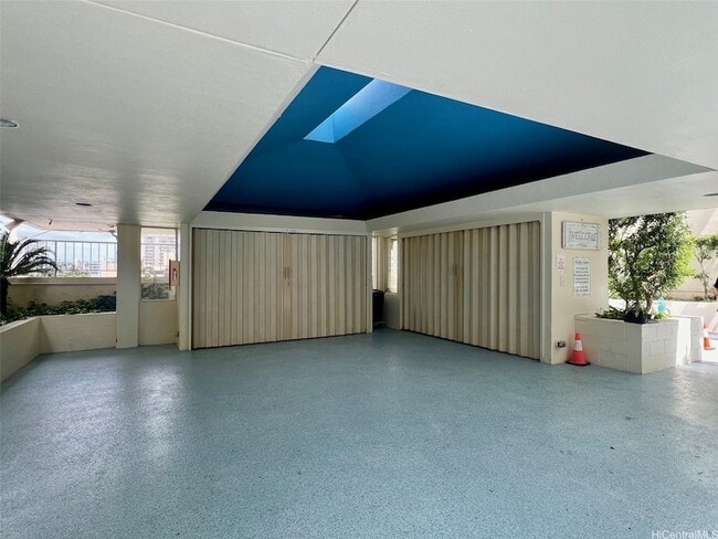 Building Photo - 469 Ena Rd