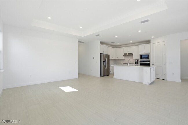 Building Photo - 1954 Fresno Ave