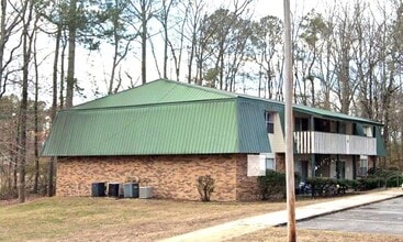 Building Photo - 101 Suncrest Dr