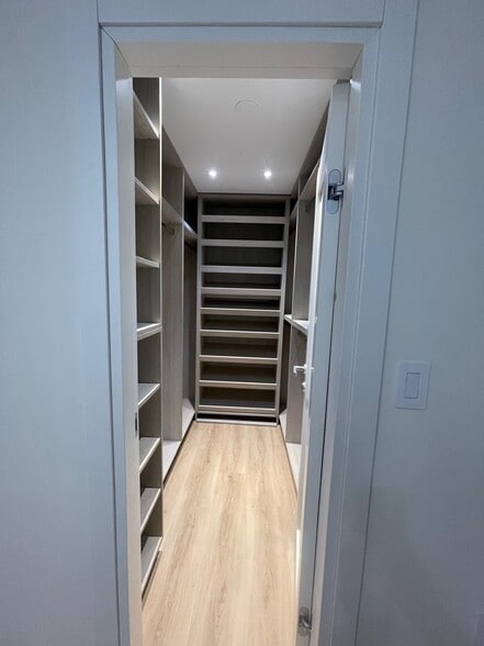 Building Photo - 10275 Collins Ave