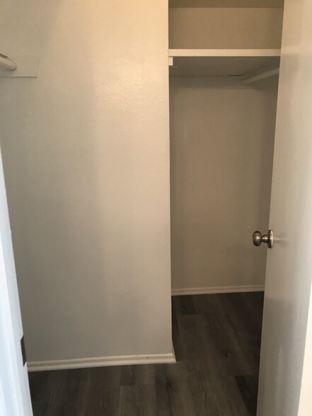 Building Photo - 14607 Erwin St