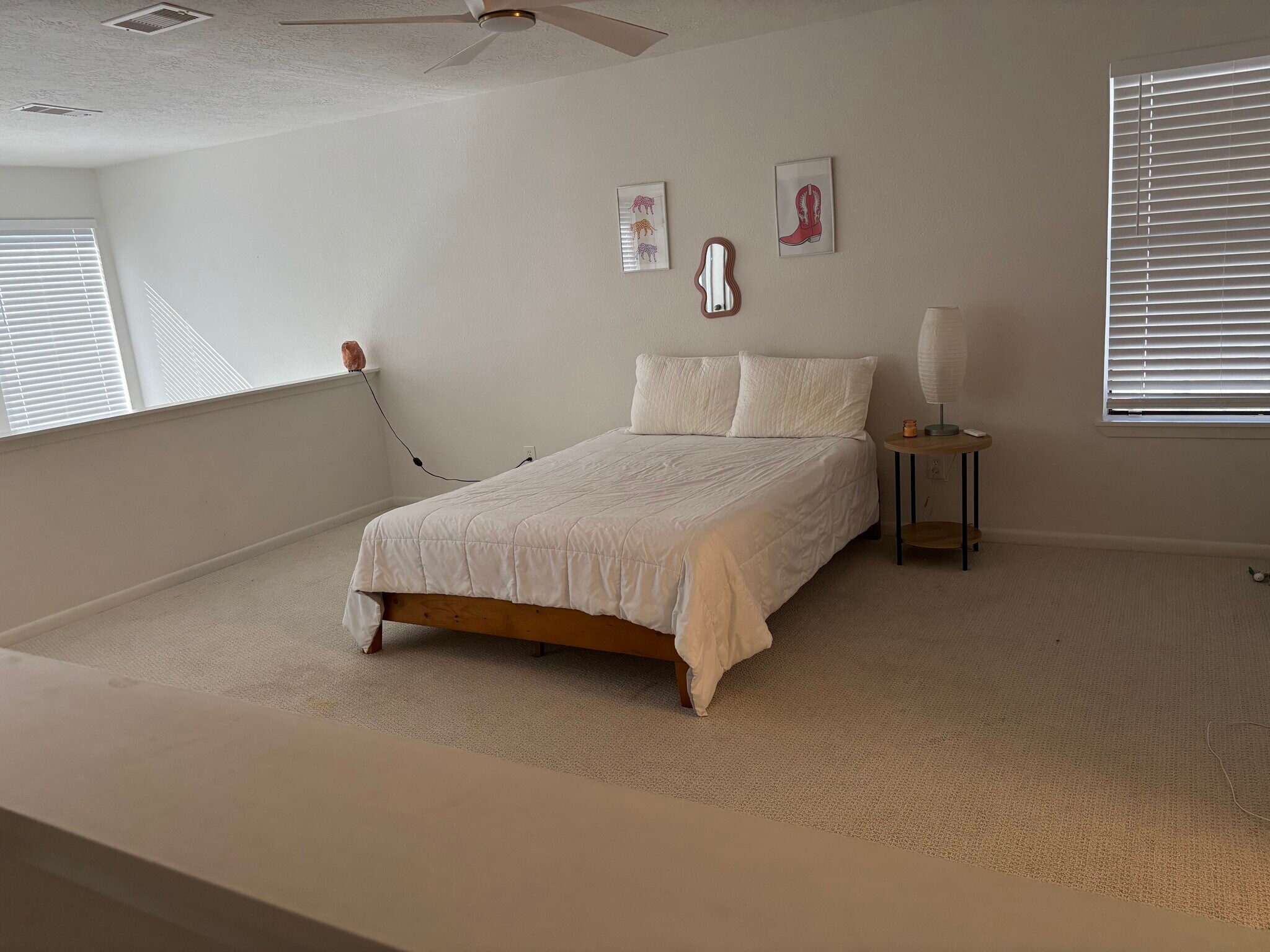 Large upstairs lofted bedroom-queen bed included - 1914 Harbour Dr