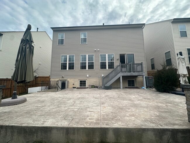 Building Photo - 15880 Lee Carter Road