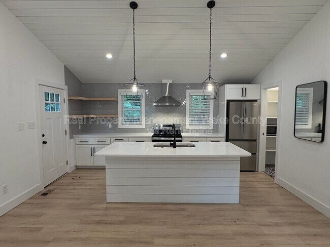 Building Photo - 117 Bertie Dr